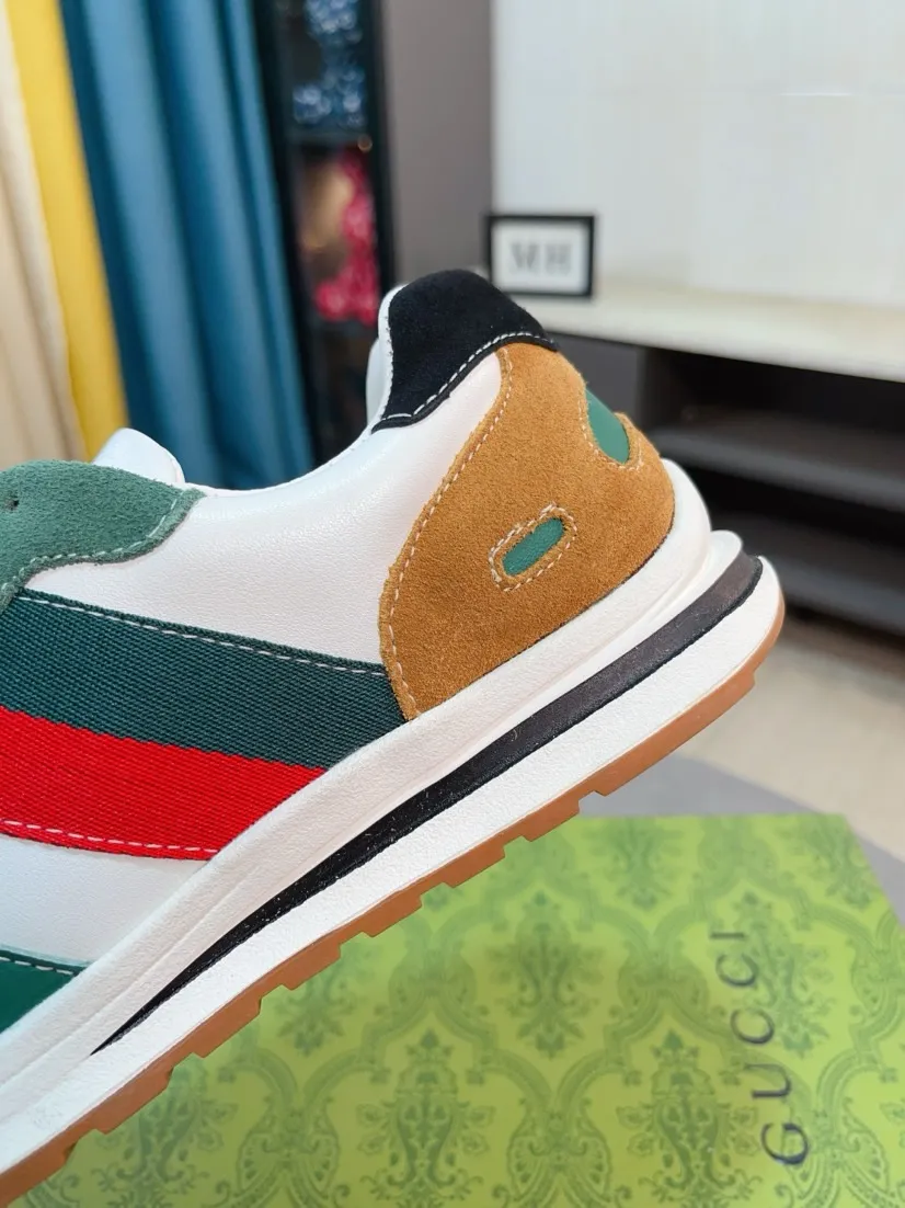 Men's shoes 💰420🌸🌸[GUCCI] Gucci's new spring and summer slip-on loafers with cartoon characters, Fendi F's low-cut trendy men's shoes, 😈The upper is made of Italian 🇮🇹 imported sheep suede with Lafayette embroidered leather, full pigskin lining, original rubber non-slip outsole! The style is high-profile and elegant, and the upper is versatile and fashionable. 🇱🇾🇱🇾A large number of ready-made and reposted pictures will be sold! 38-44,